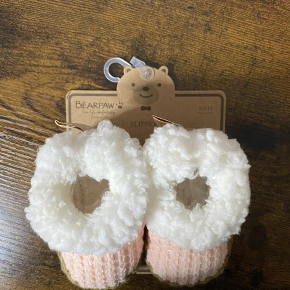 NEW BearPaw GIRLS Infant Size 0- 6 Month‎ Pink Knit FLUFF Slippers. Bootie SHOES